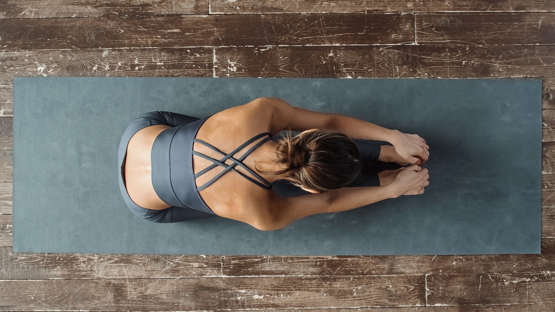 Course Featured Image: "The New Anatomy of Yoga: Learn the Deep Core Line"